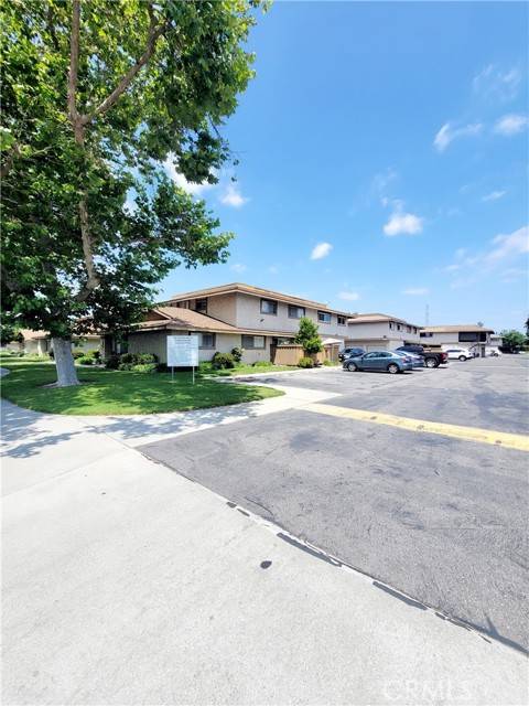Cerritos, CA 90703,17762 Palo Verde Avenue