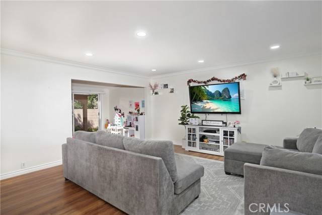 Downey, CA 90241,11003 Pangborn Avenue