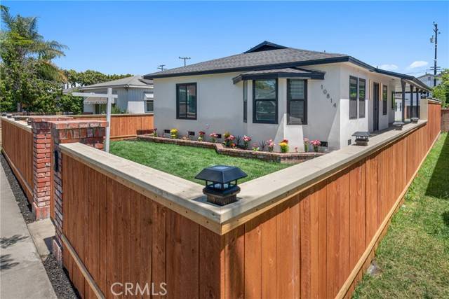 South Gate, CA 90280,10814 Saint James