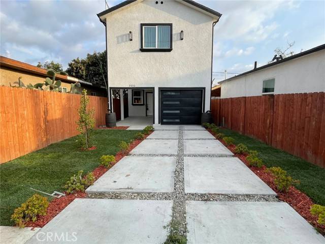 Compton, CA 90222,2032 E Stockwell