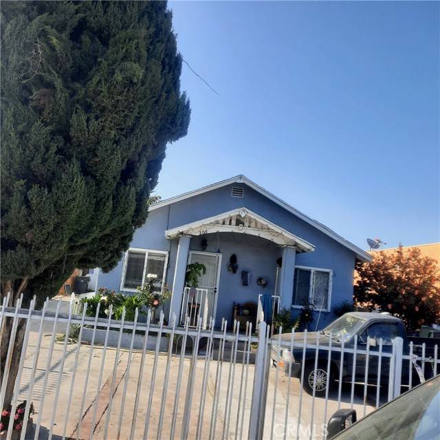 Compton, CA 90220,205 W Raymond Street