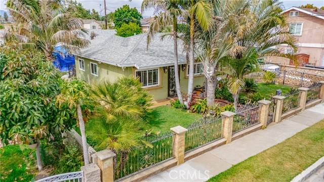 Pico Rivera, CA 90660,8235 Edna St