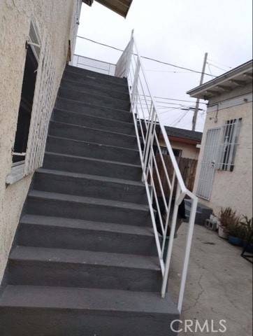 Los Angeles, CA 90011,4356 Compton Avenue