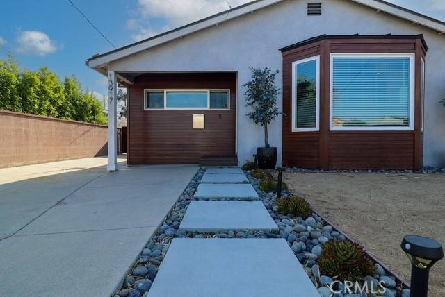 Hawthorne, CA 90250,13917 Truro Avenue