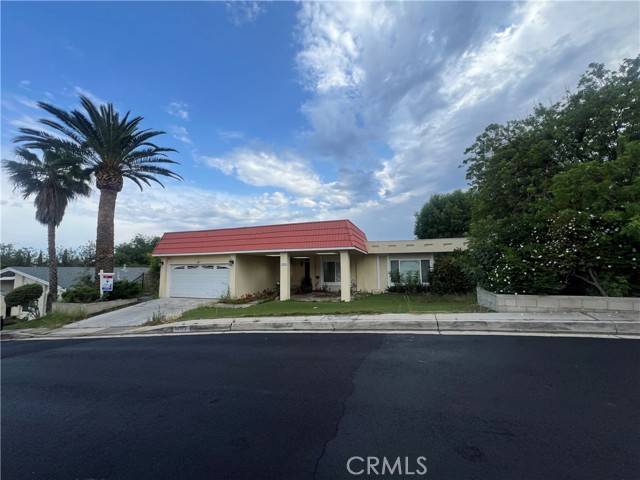 Granada Hills (los Angeles), CA 91344,12523 Marva