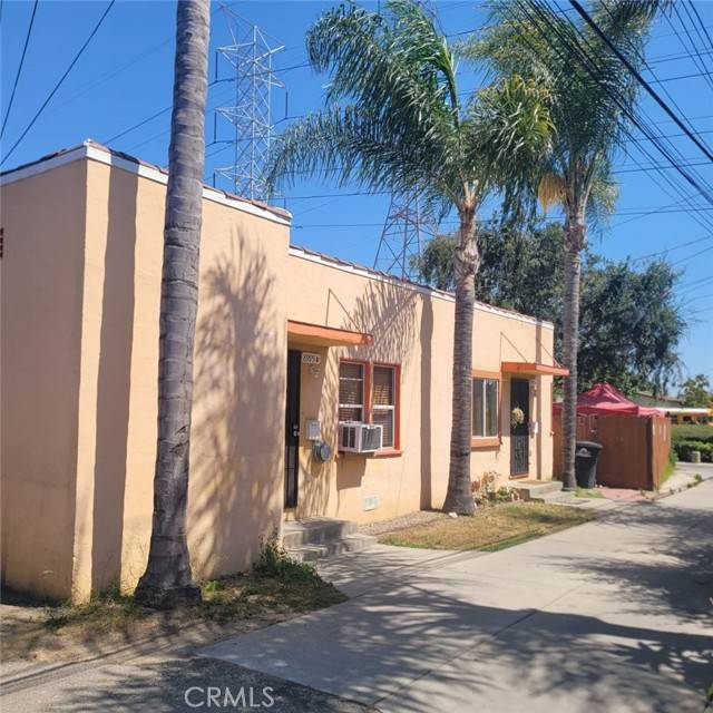 South Gate, CA 90280,8995 Victoria Ave