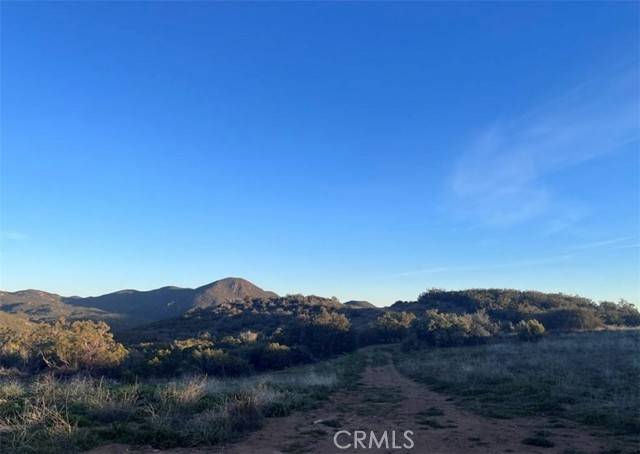 Anza, CA 92539,7 Cooper Cienega Truck Tr Dr
