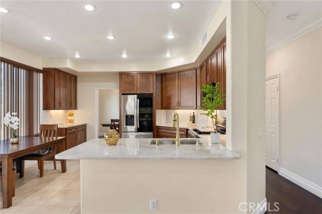 Rancho Santa Margarita, CA 92688,36 Via Tronido