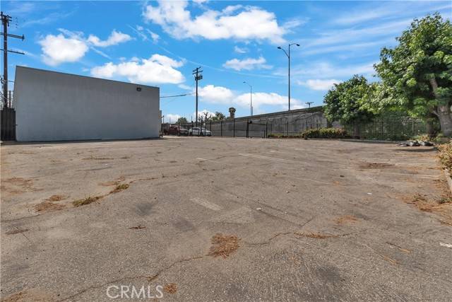 Compton, CA 90221,1102 N Rose Avenue