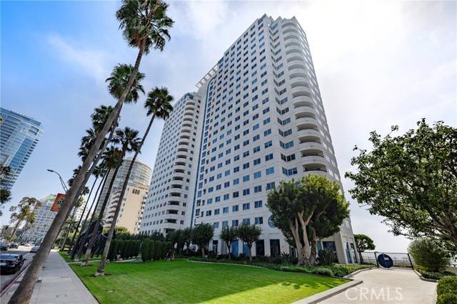 Long Beach, CA 90802,525 E Seaside Way #309