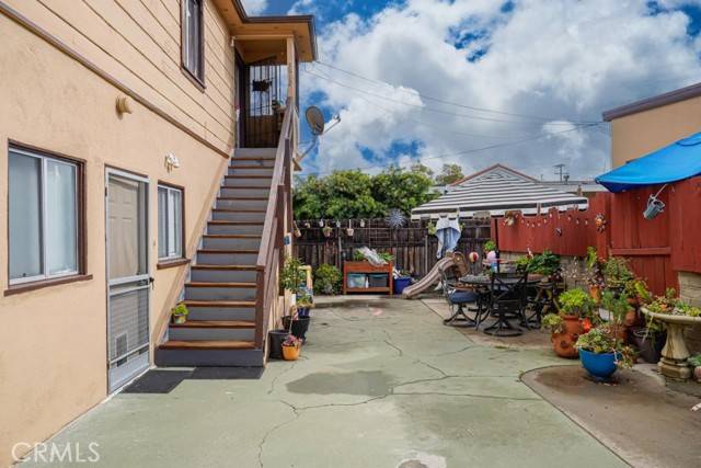 Long Beach, CA 90804,3915 E 11th Street