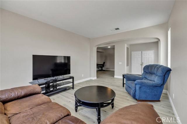 Murrieta, CA 92563,27945 Tree Ridge Street