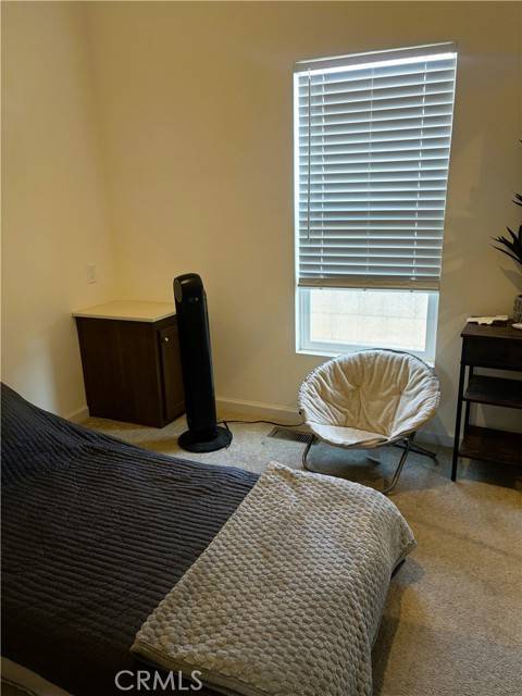Monrovia, CA 91016,2548 Peck Road #9