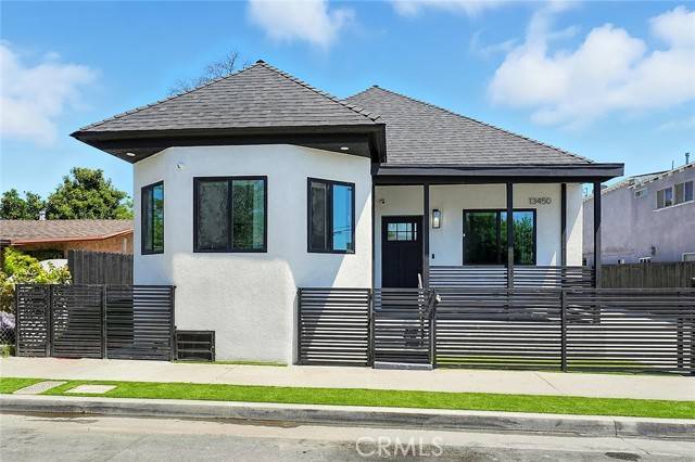 Paramount, CA 90723,13450 Jetmore Avenue