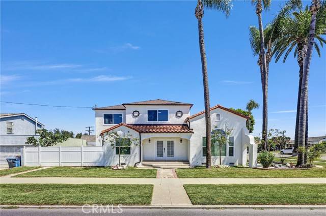 Compton, CA 90221,423 S Poinsettia Avenue
