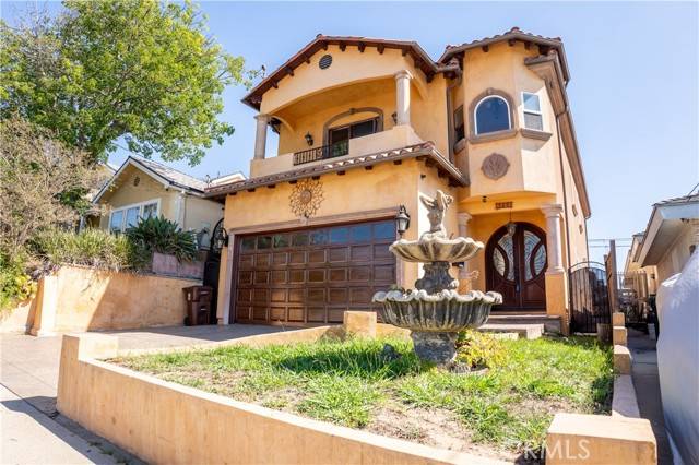 Hawthorne, CA 90250,4622 W 131st Street