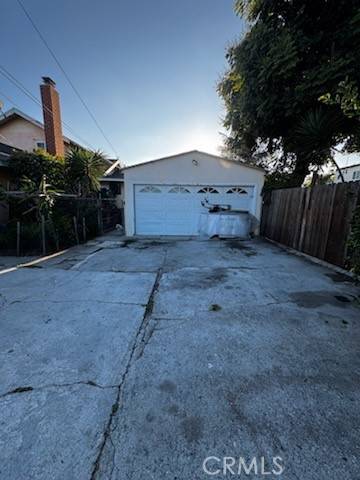 Inglewood, CA 90304,10311 S Grevillea Avenue