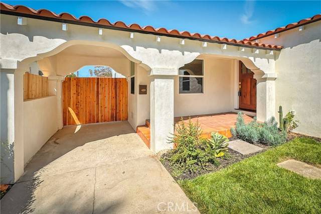 Los Angeles, CA 90008,3991 Hubert Avenue