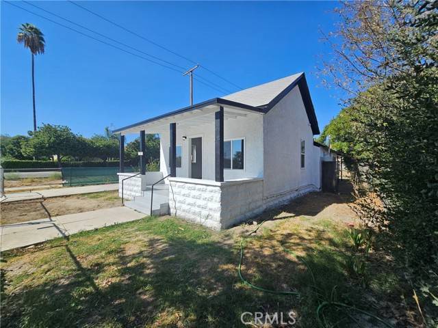 Colton, CA 92324,207 E O Street