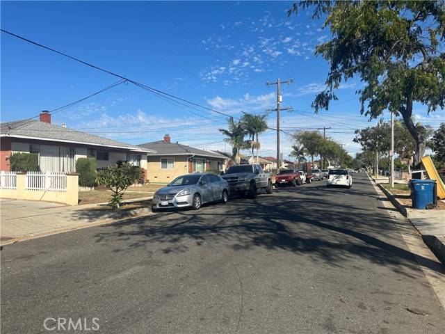 Inglewood, CA 90303,3511 W 111th