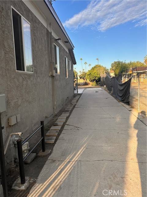 San Bernardino, CA 92410,950 N Mountain View