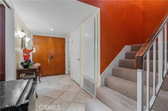 South Gate, CA 90280,5950 Imperial Hwy Unit 35