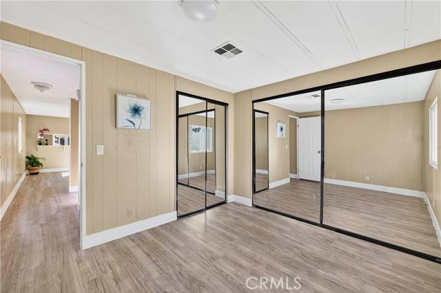 Paramount, CA 90723,6656 E Rosecrans #N12