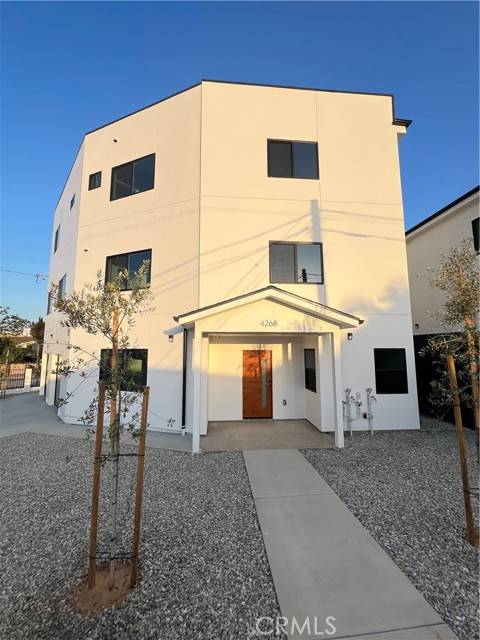 East Los Angeles, CA 90063,4268 Capistrano Way