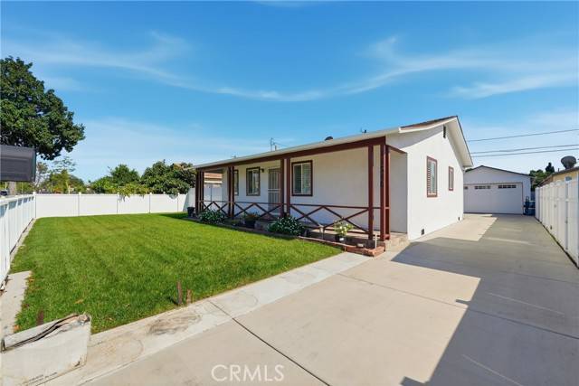 Lynwood, CA 90262,11340 Virginia