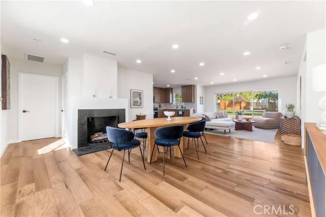 Los Angeles, CA 90041,1179 Kipling