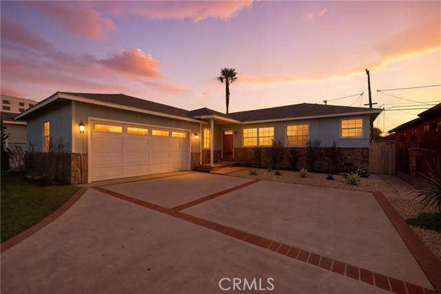 Gardena, CA 90249,2915 W 129th Place