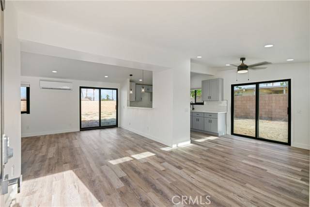 Palm Springs, CA 92262,717 W Gateway