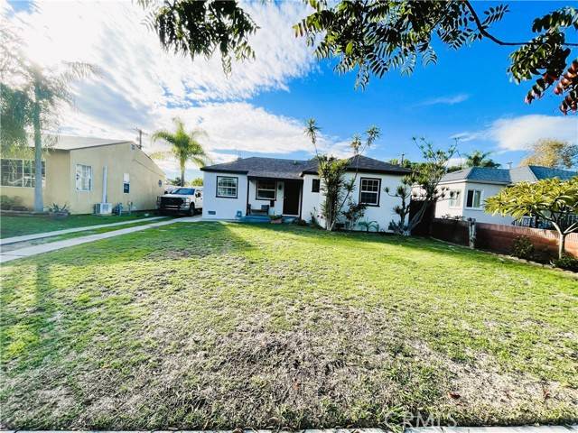 South Gate, CA 90280,11313 Pennsylvania