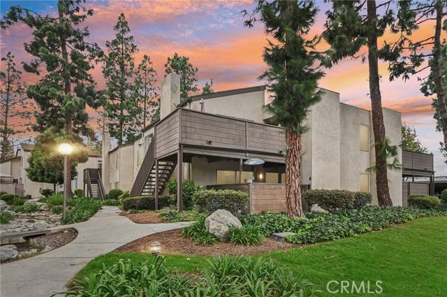 Santa Ana, CA 92701,1430 Cabrillo Park #B