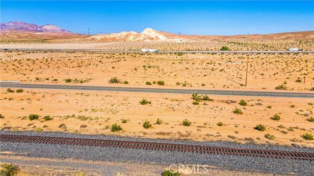 Yermo, CA 92398,17 Yermo Road