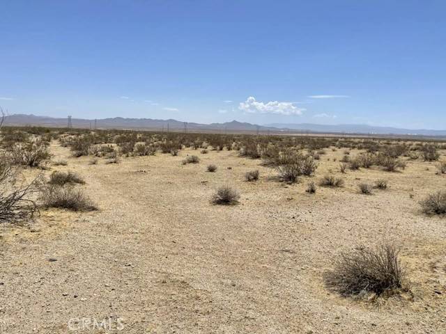 Adelanto, CA 92301,0 Crestview Drive