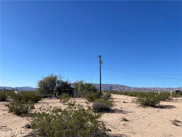 Twentynine Palms, CA 92277,72720 Sunny Sands Drive