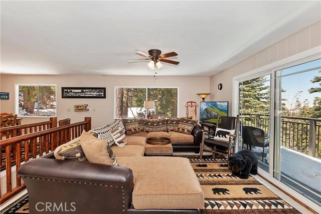 Lake Arrowhead, CA 92352,725 Oakmont Lane