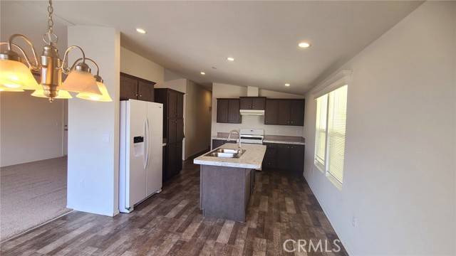 Palm Springs, CA 92262,22840 Sterling Avenue #202