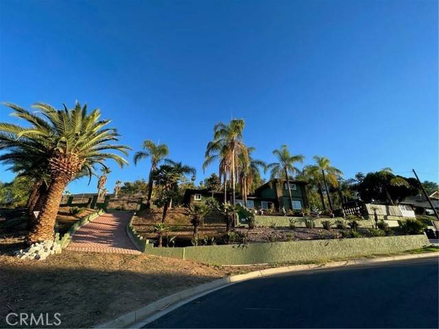 Redlands, CA 92373,470 E Crescent Avenue