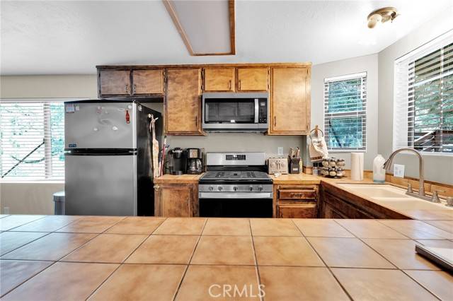 Running Springs, CA 92382,2434 Fir Drive