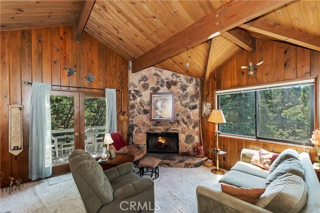 Lake Arrowhead, CA 92352,763 E Victoria Court