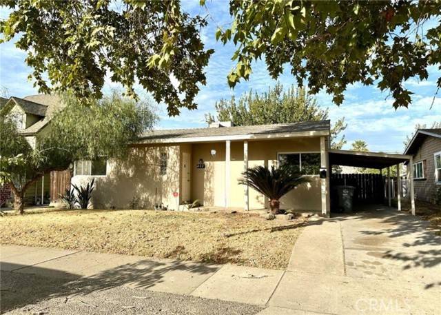 Reedley, CA 93654,922 E Street