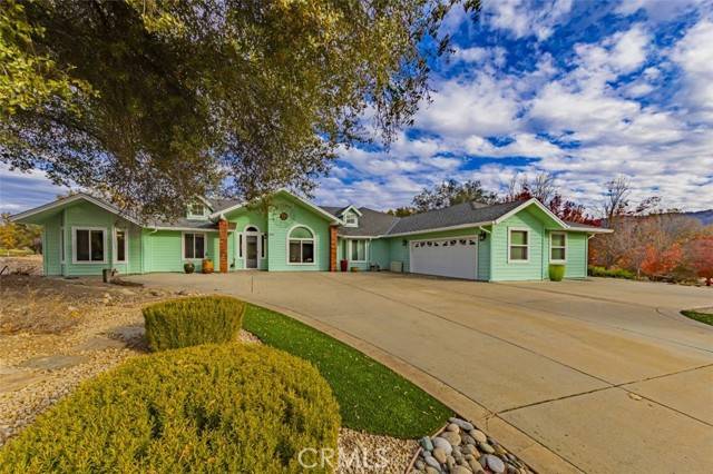 Ahwahnee, CA 93601,41313 Singing Hills Circle