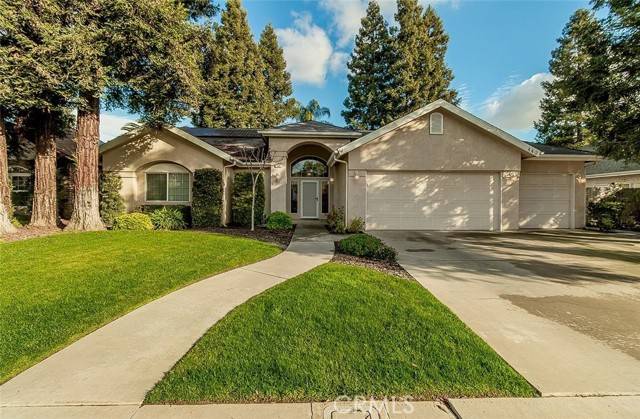 Reedley, CA 93654,440 S Redwood Drive