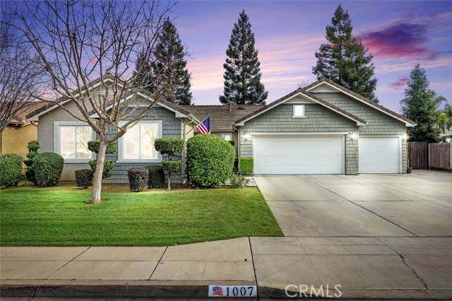 Clovis, CA 93611,1007 Carson Avenue