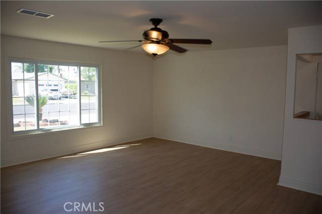 Hanford, CA 93230,1913 N Waukena Way