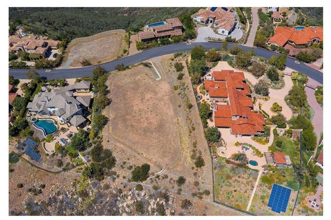 Rancho Santa Fe, CA 92067,18347 Via Ambiente