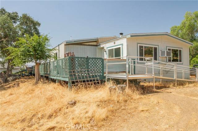 Squaw Valley, CA 93675,35032 George Smith Road