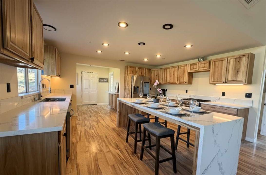 Clovis, CA 93619,23224 Granite Creek Lane